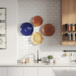 découvrez comment choisir la décoration murale idéale pour votre cuisine en fonction des surfaces et des usages, alliant esthétique et fonctionnalité.